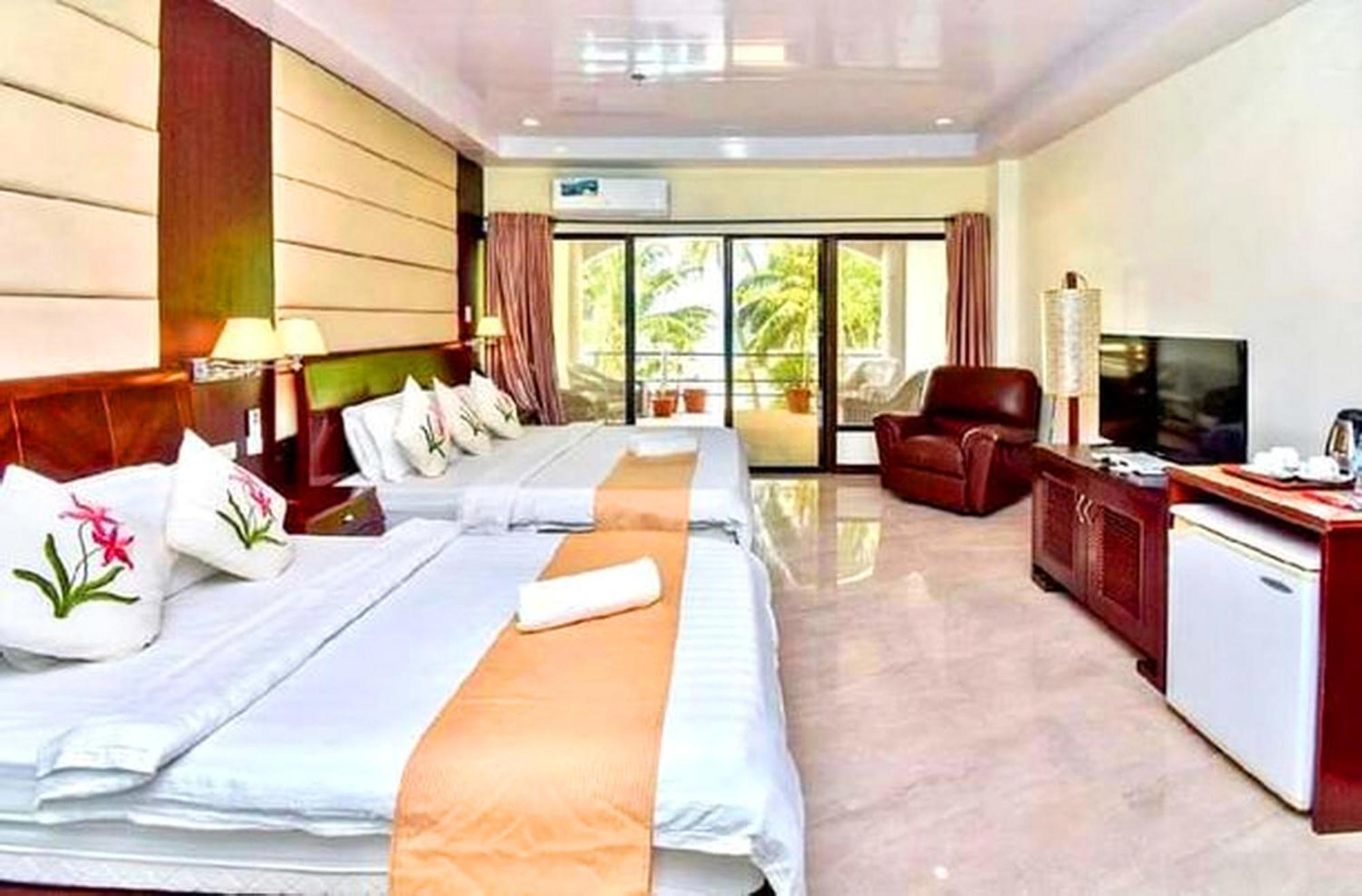 Lukay Las Brisas Balabag  外观 照片