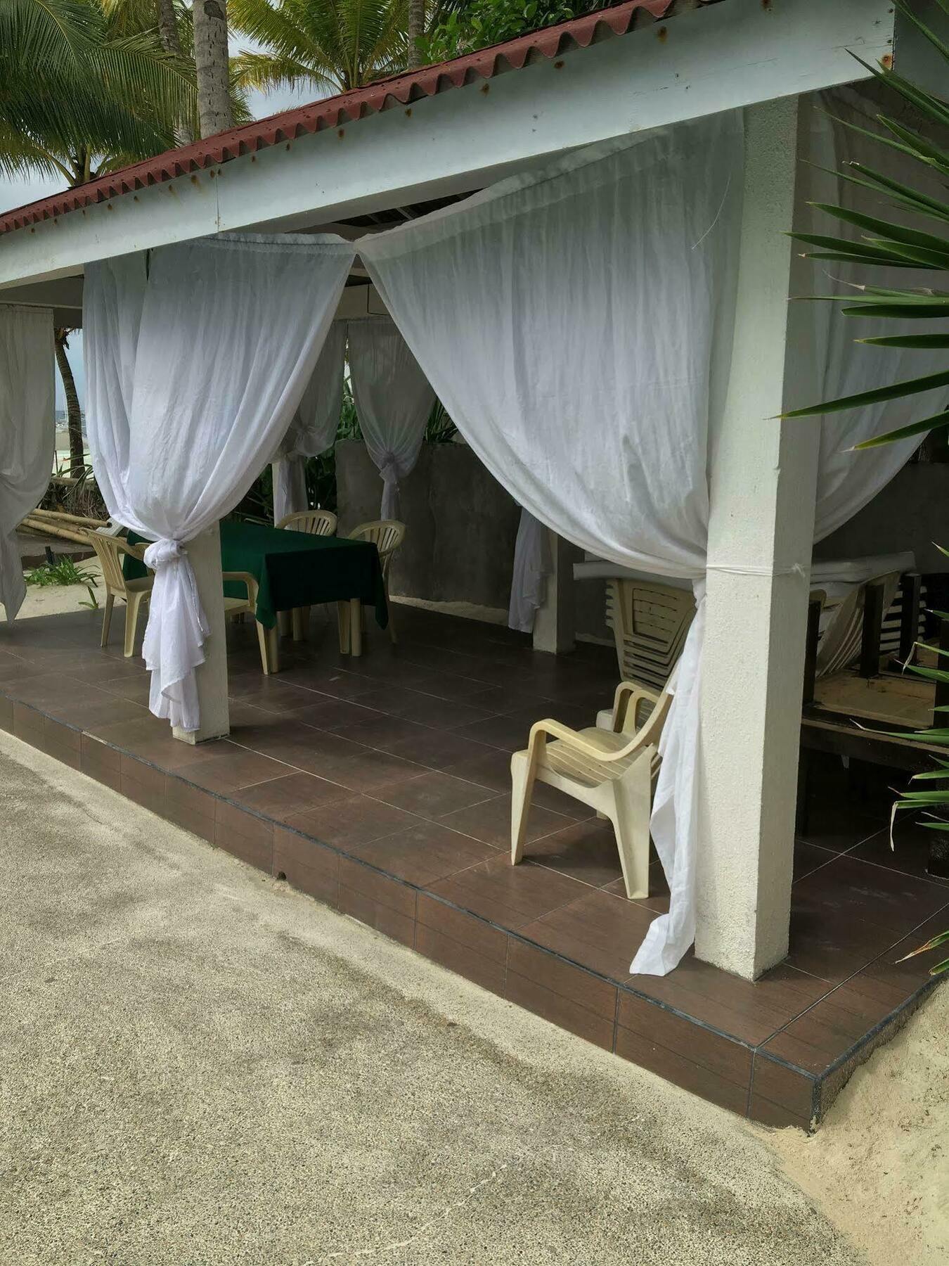 Lukay Las Brisas Balabag  外观 照片