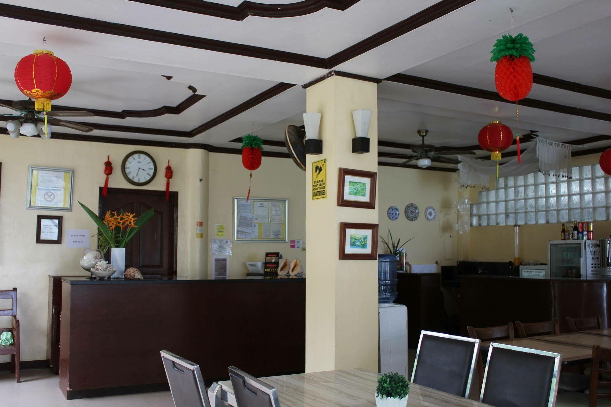 Lukay Las Brisas Balabag  外观 照片